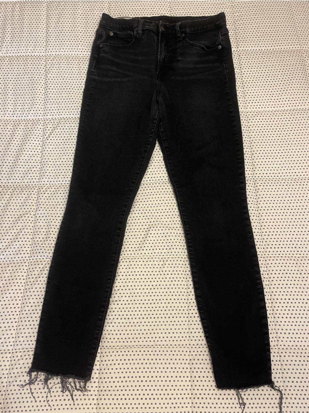 GAP Black Skinny Jeans with Frayed Hem